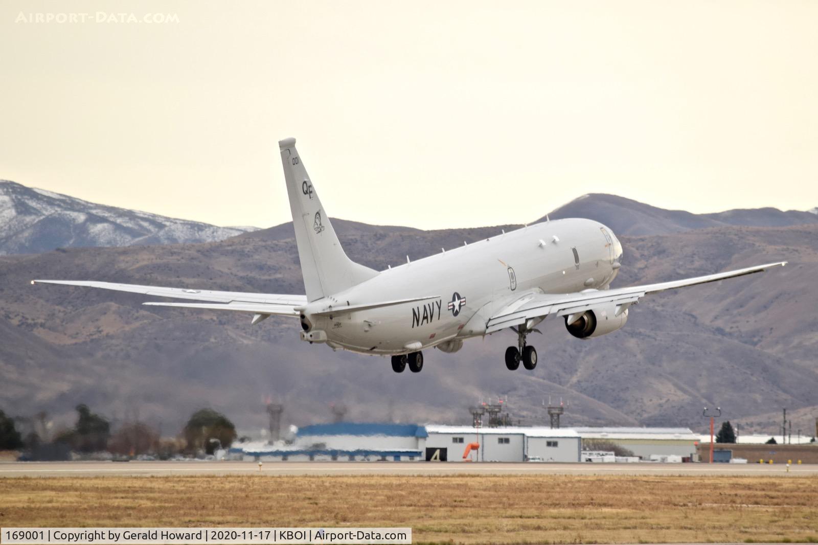 169001, 2016 Boeing P-8A Poseidon C/N 44952, Take off from 10R.