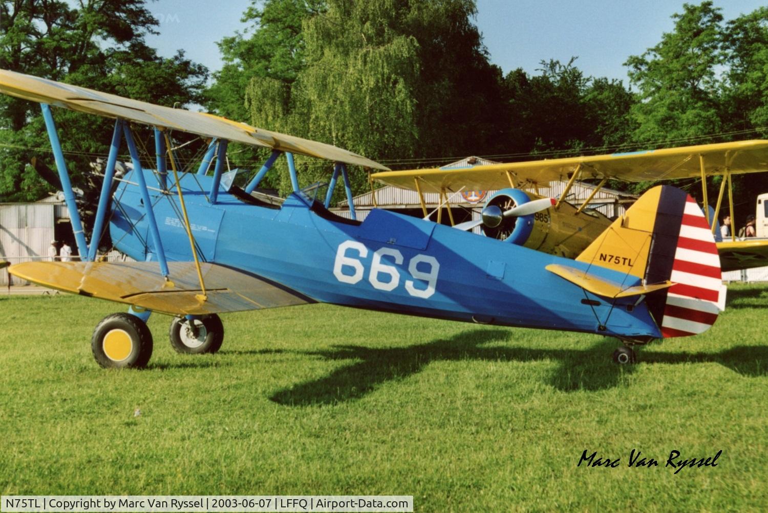 N75TL, 1942 Boeing A75N1(PT17) C/N 75-3616, La Ferté-Alais 2003.
