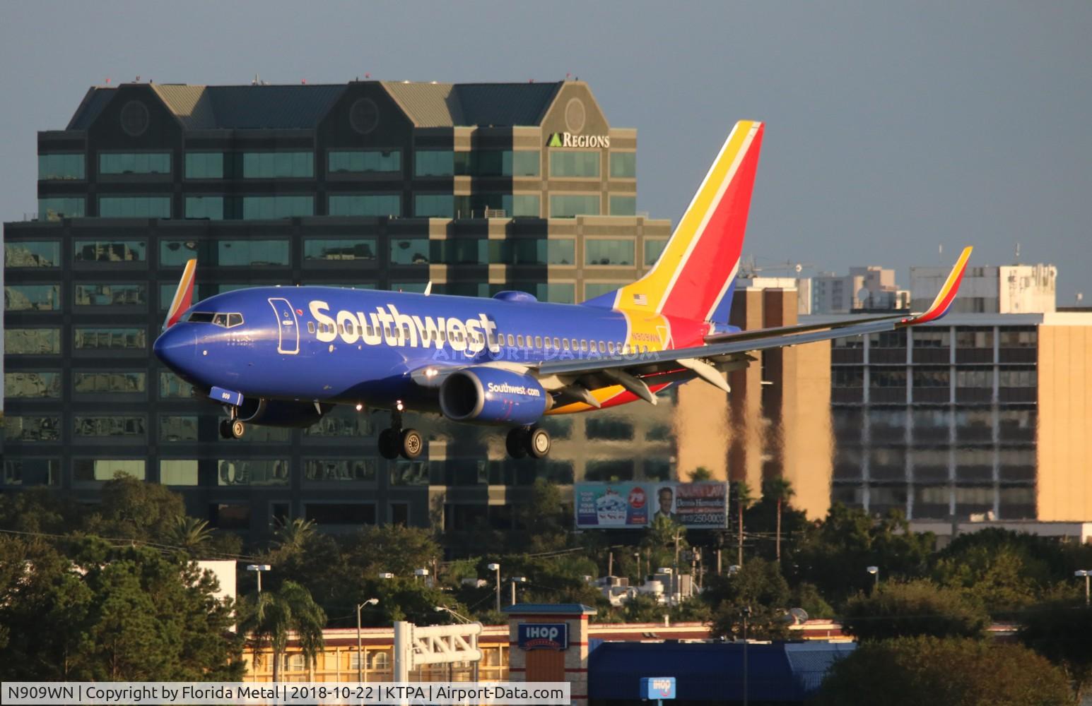 N909WN, 2008 Boeing 737-7H4 C/N 32458, TPA spotting 2018
