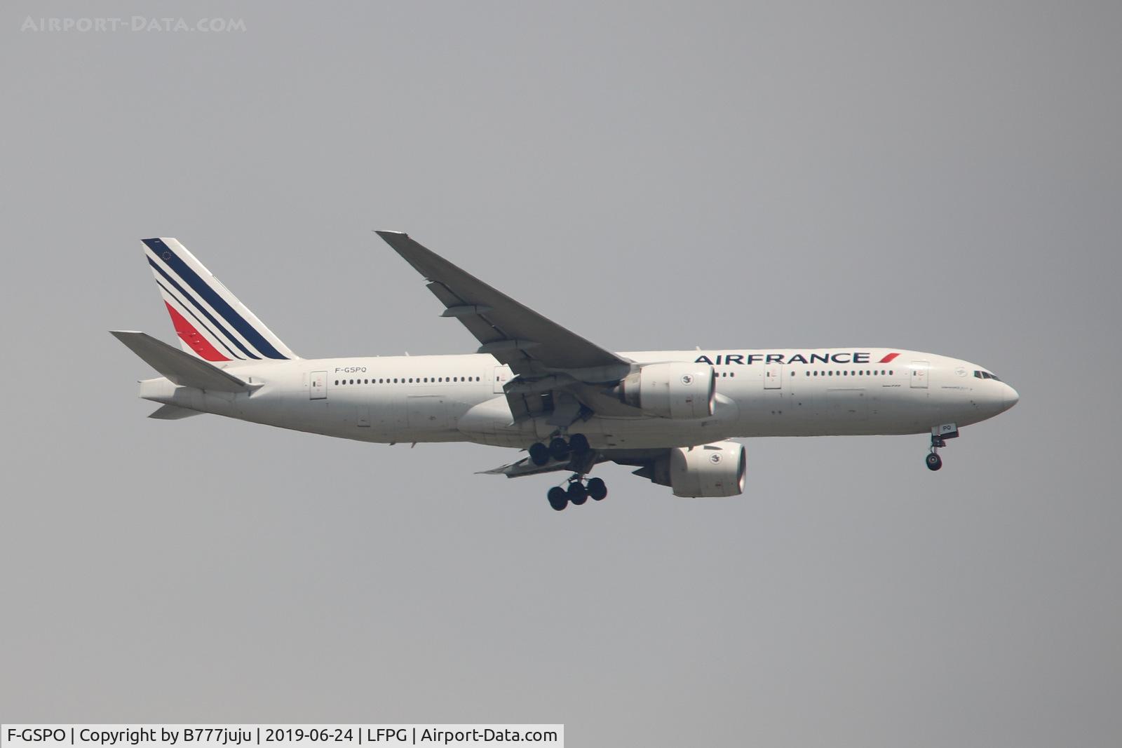 F-GSPO, 2001 Boeing 777-228/ER C/N 30614, at CDG