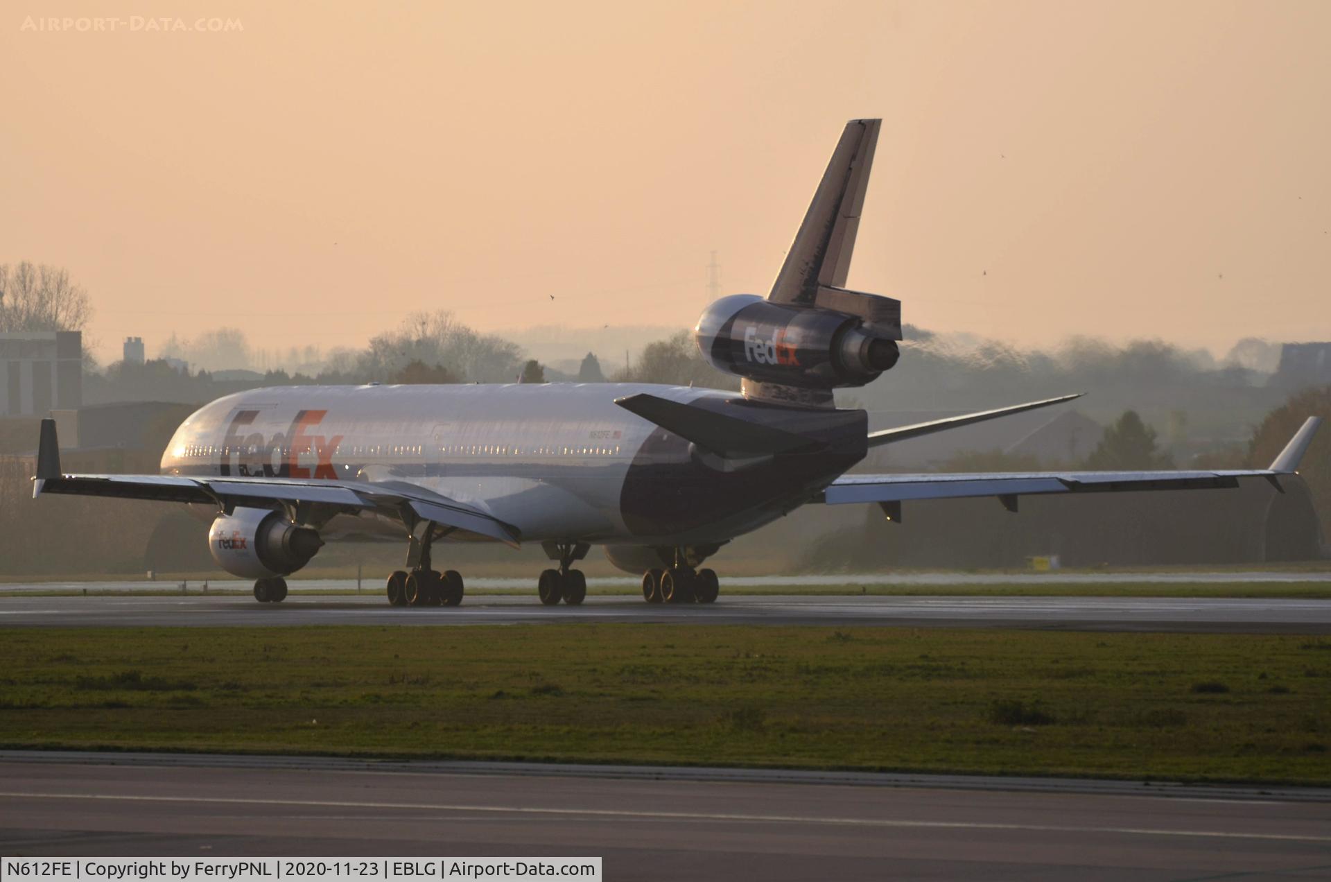 N612FE, 1993 McDonnell Douglas MD-11F C/N 48605, Fedex MD11F departing for CGN