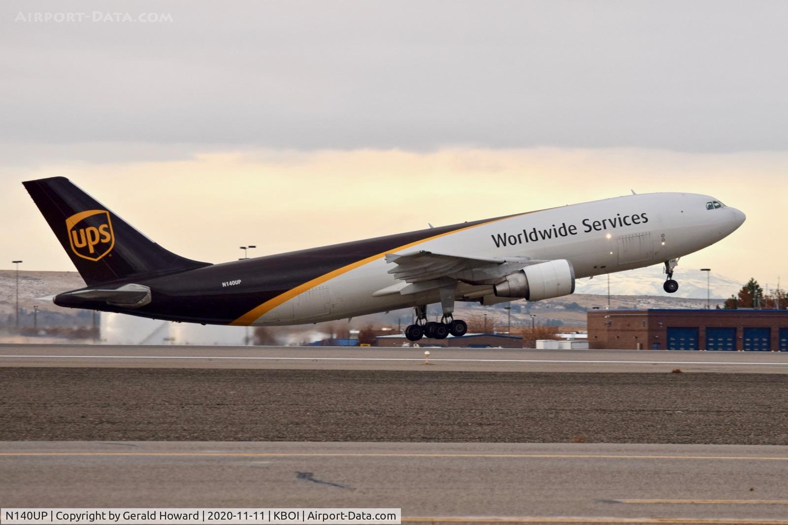 N140UP, 2002 Airbus A300F4-622R C/N 0823, Take off from 28L.