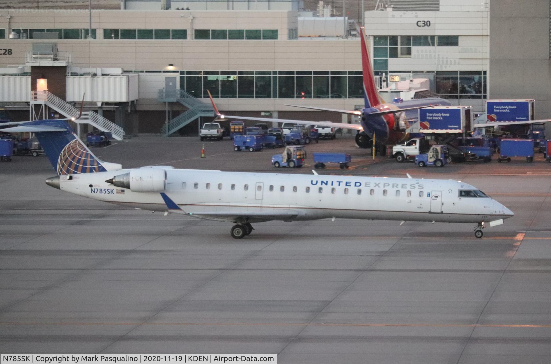 N785SK, 2009 Bombardier CRJ-700 (CL-600-2C10) Regional Jet C/N 10285, CL-600-2C10
