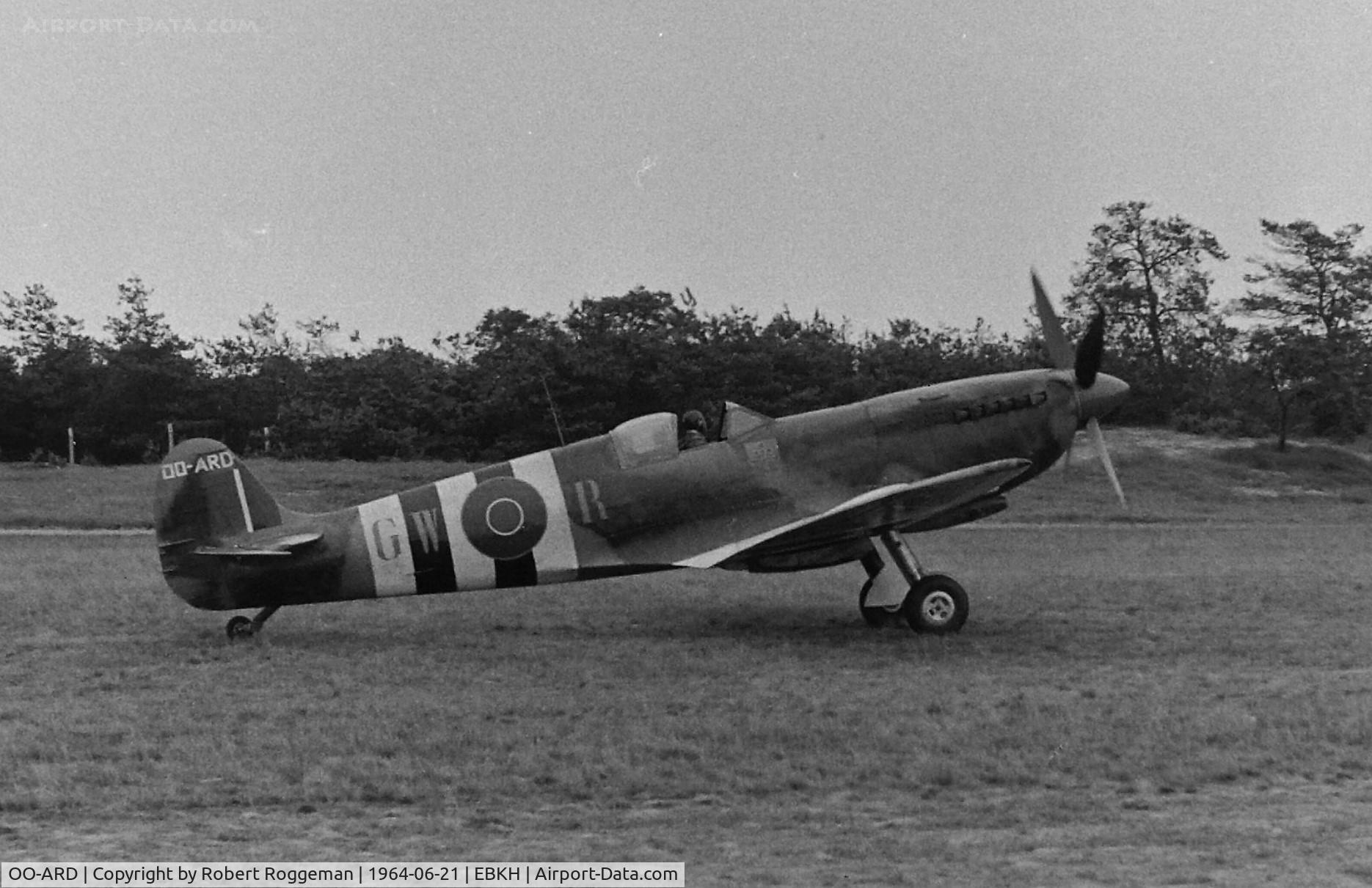 OO-ARD, 1943 Supermarine 361 Spitfire LF9C C/N CBAF.IX.533, AIRSHOW.COGEA.GW R.RAF COLOURS FILM BATTLE OFF BRITAIN.