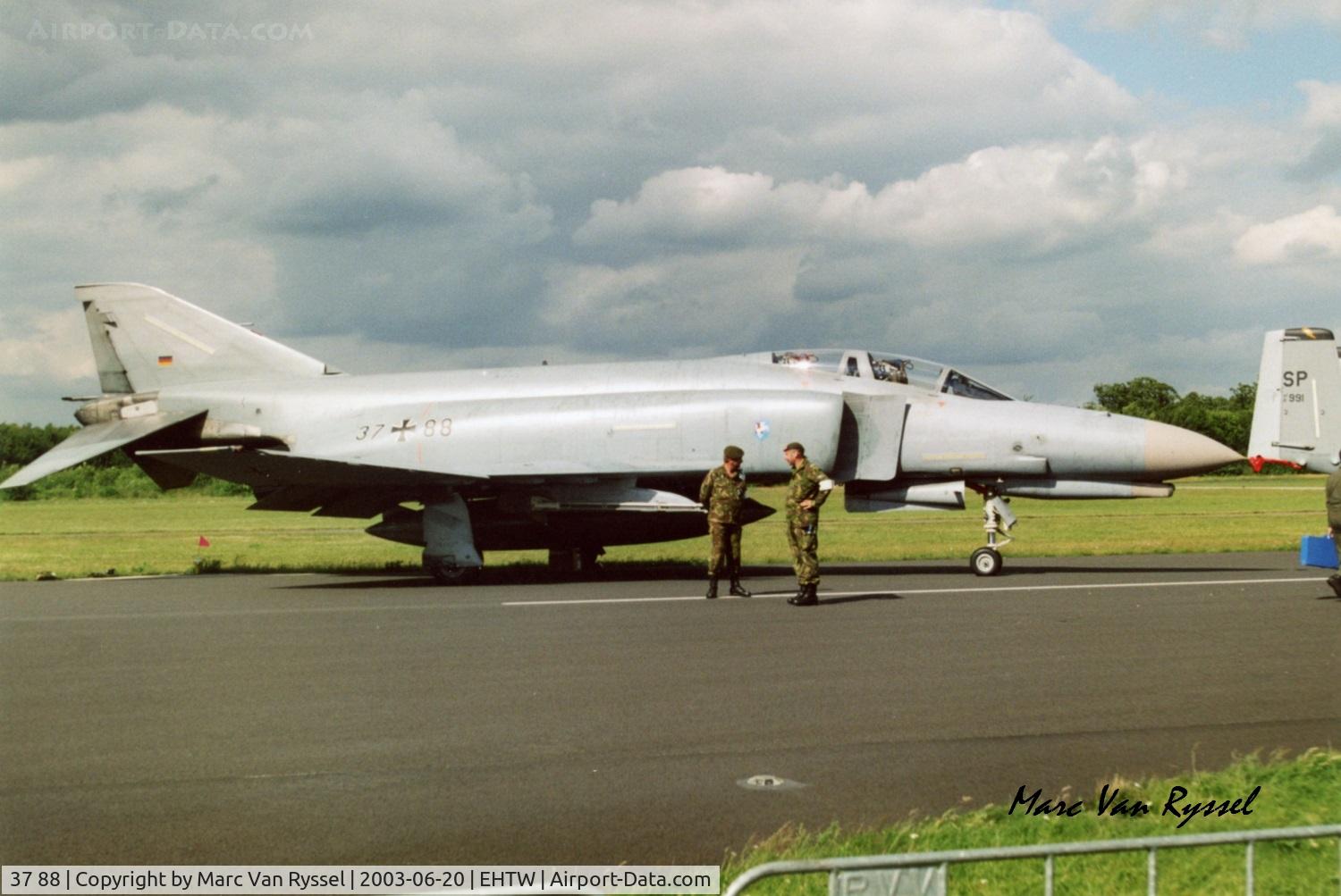 37 88, 1972 McDonnell Douglas F-4F Phantom II C/N 4570, Open Day at Twenthe Air Base.