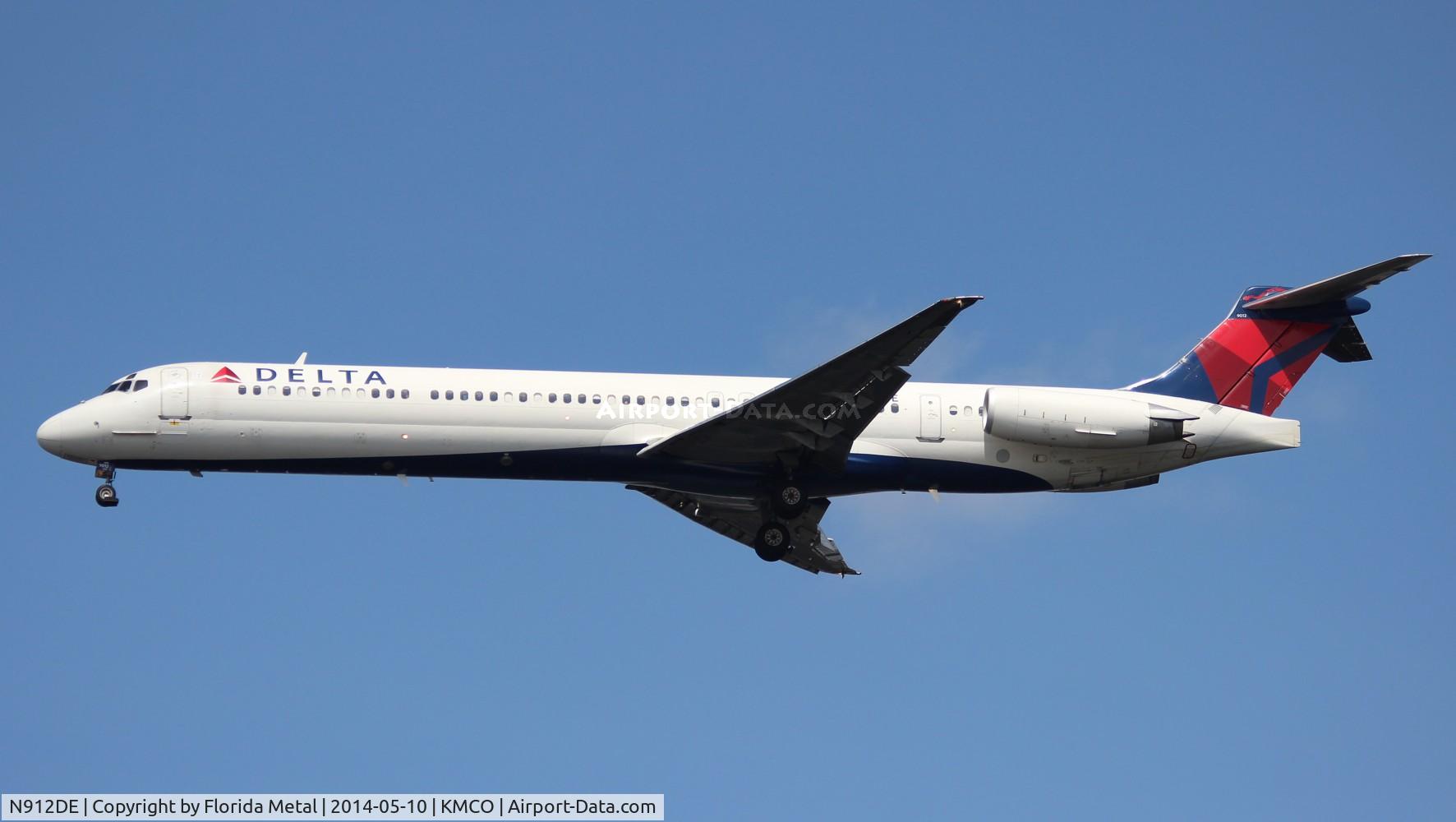 N912DE, 1992 McDonnell Douglas MD-88 C/N 49997, MCO spotting 2014