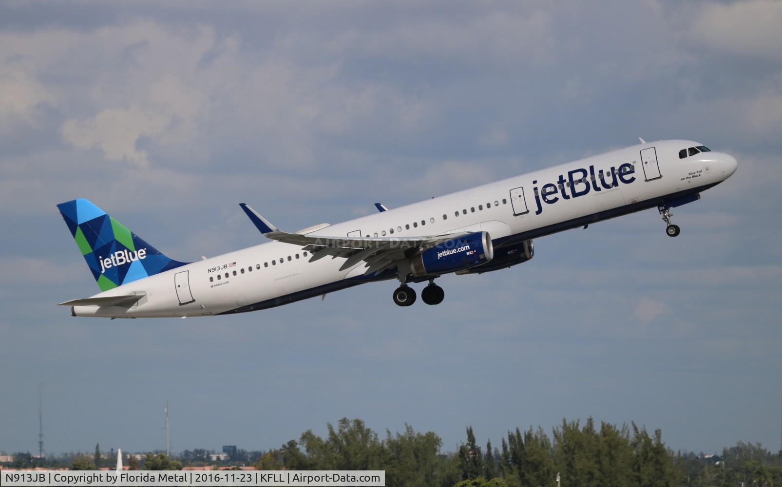 N913JB, 2013 Airbus A321-231 C/N 5909, FLL spotting 2016