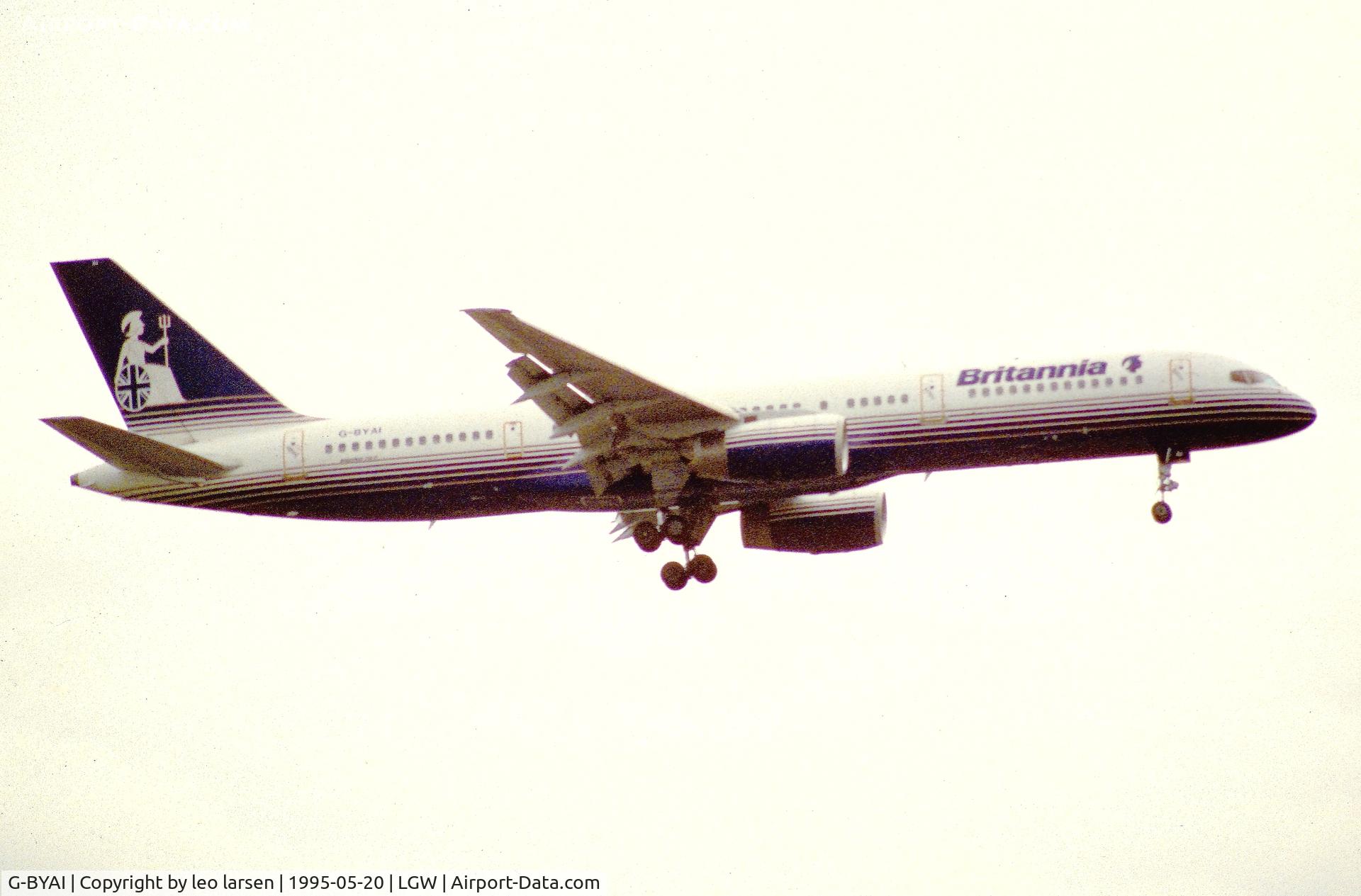 G-BYAI, 1993 Boeing 757-204 C/N 26967, London Gatwick 20.5.1995