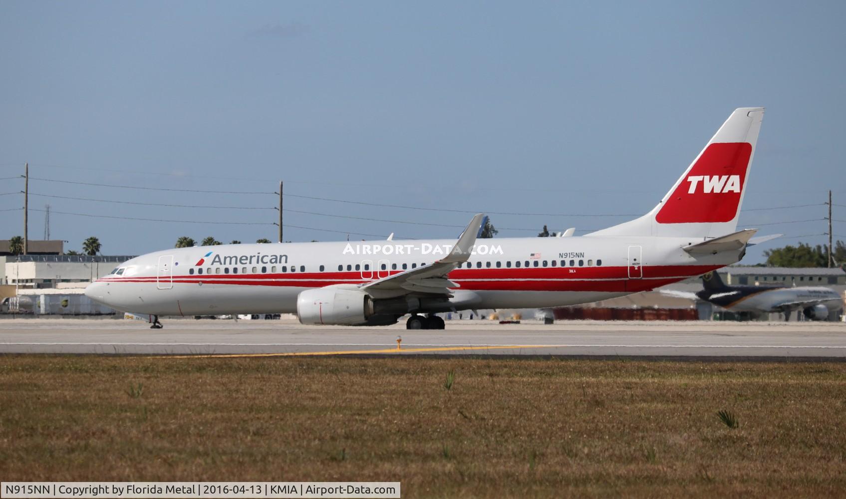 N915NN, 2013 Boeing 737-823 C/N 33227, MIA spotting 2016