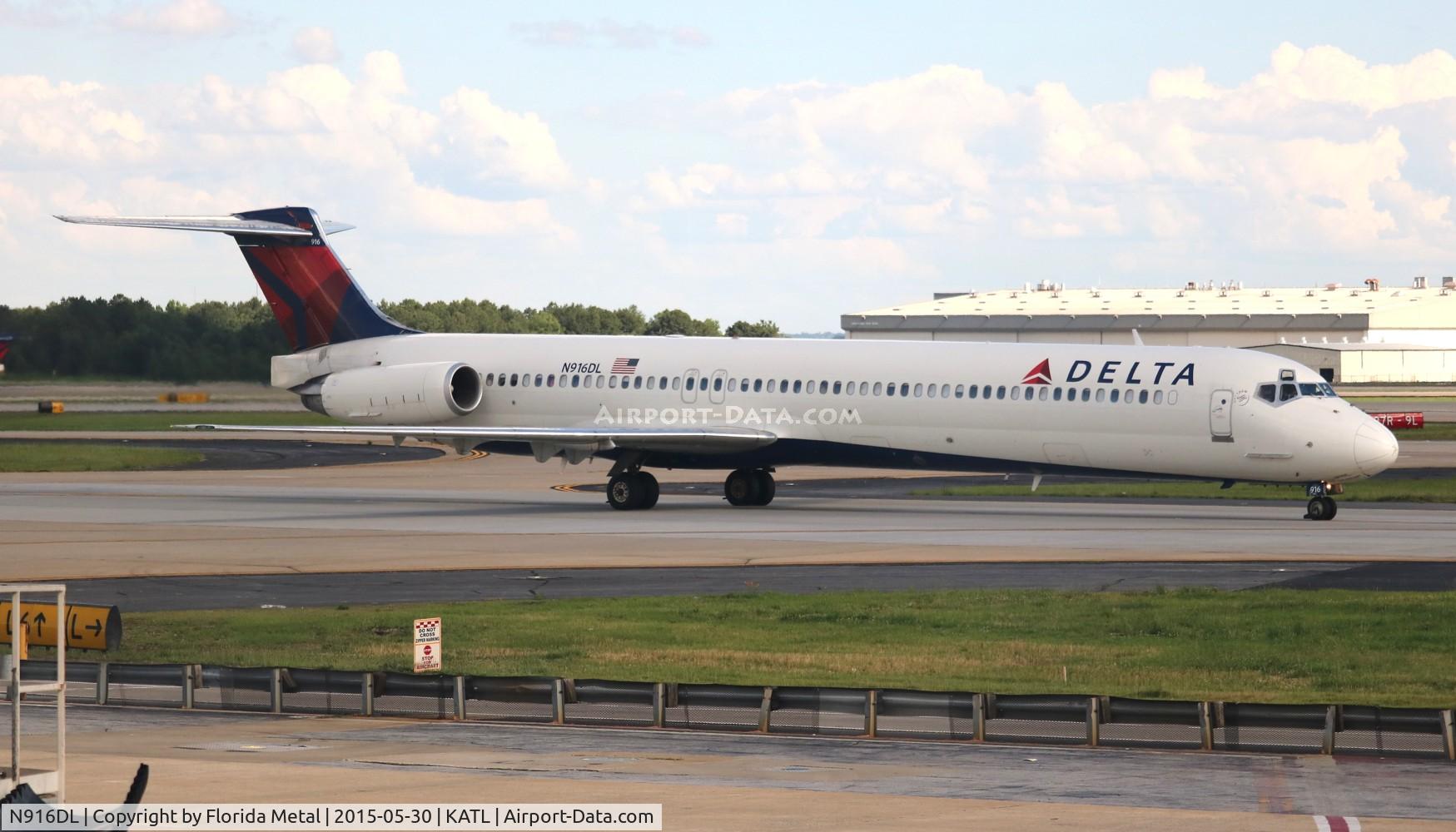 N916DL, 1988 McDonnell Douglas MD-88 C/N 49591, ATL spotting 2015
