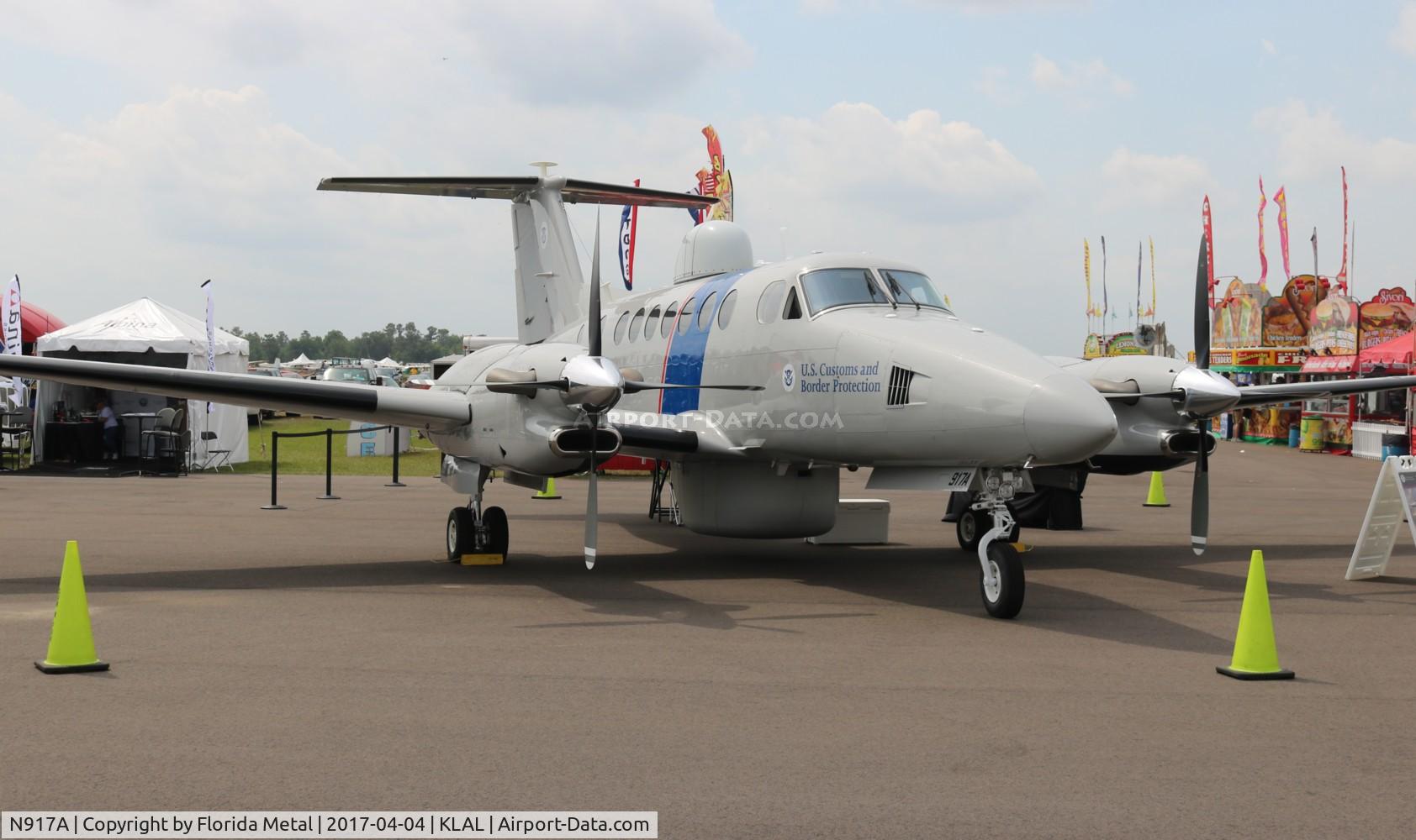N917A, Hawker Beechcraft Corp B300C King Air C/N FM-43, SNF LAL 2017