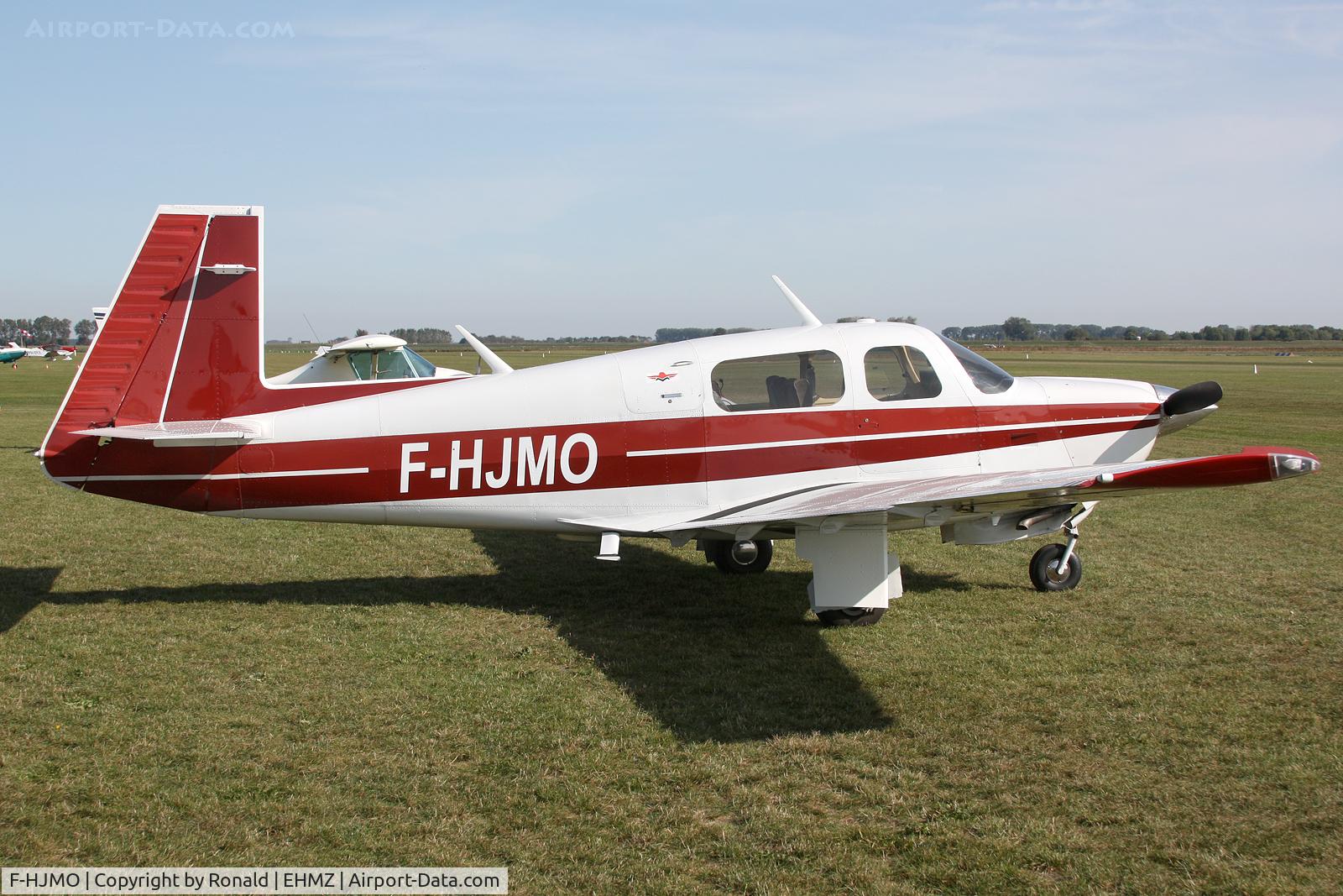 F-HJMO, 1988 Mooney M20J 201 C/N 24-3076, at ehmz
