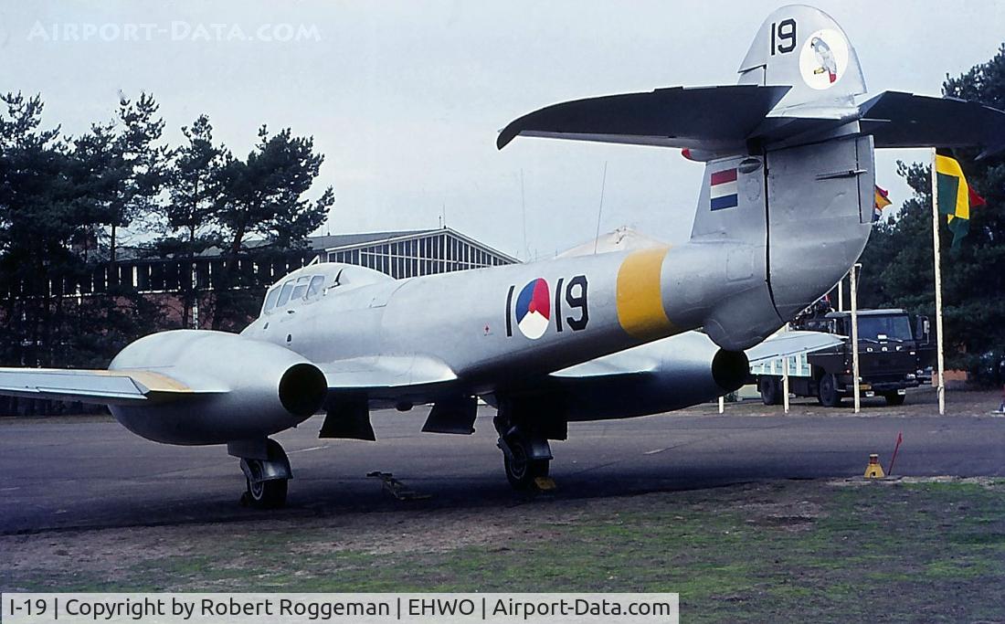 I-19, Gloster Meteor T.7 C/N Not found I-19, PRESERVED.MLM.MID 1960's.322 SQD.