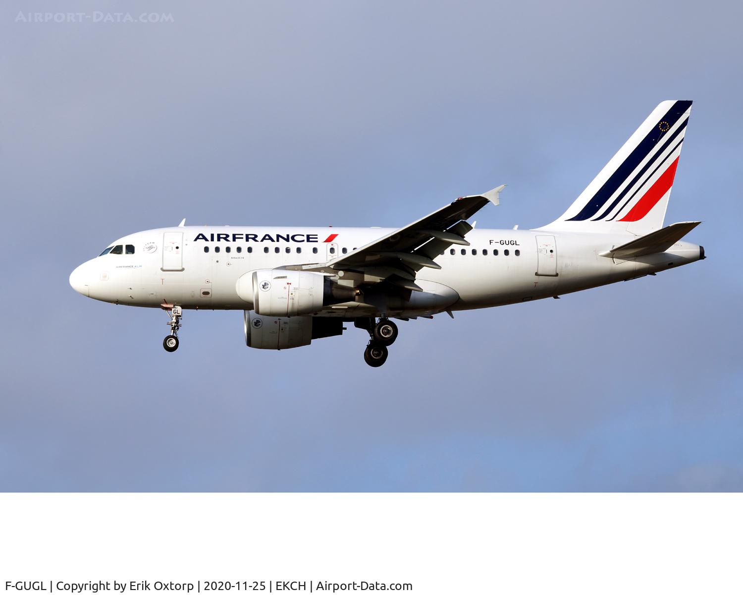 F-GUGL, 2006 Airbus A318-111 C/N 2686, F-GUGL landing rw 22L