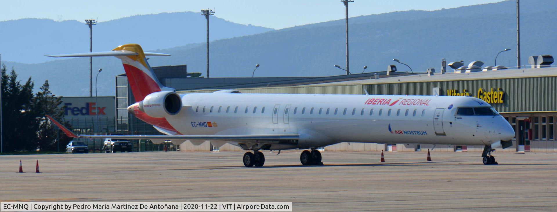 EC-MNQ, 2016 Bombardier CRJ-1000ER NG (CL-600-2E25) C/N 19051, Aeropuerto de Foronda - Vitoria-Gasteiz - Euskadi - España