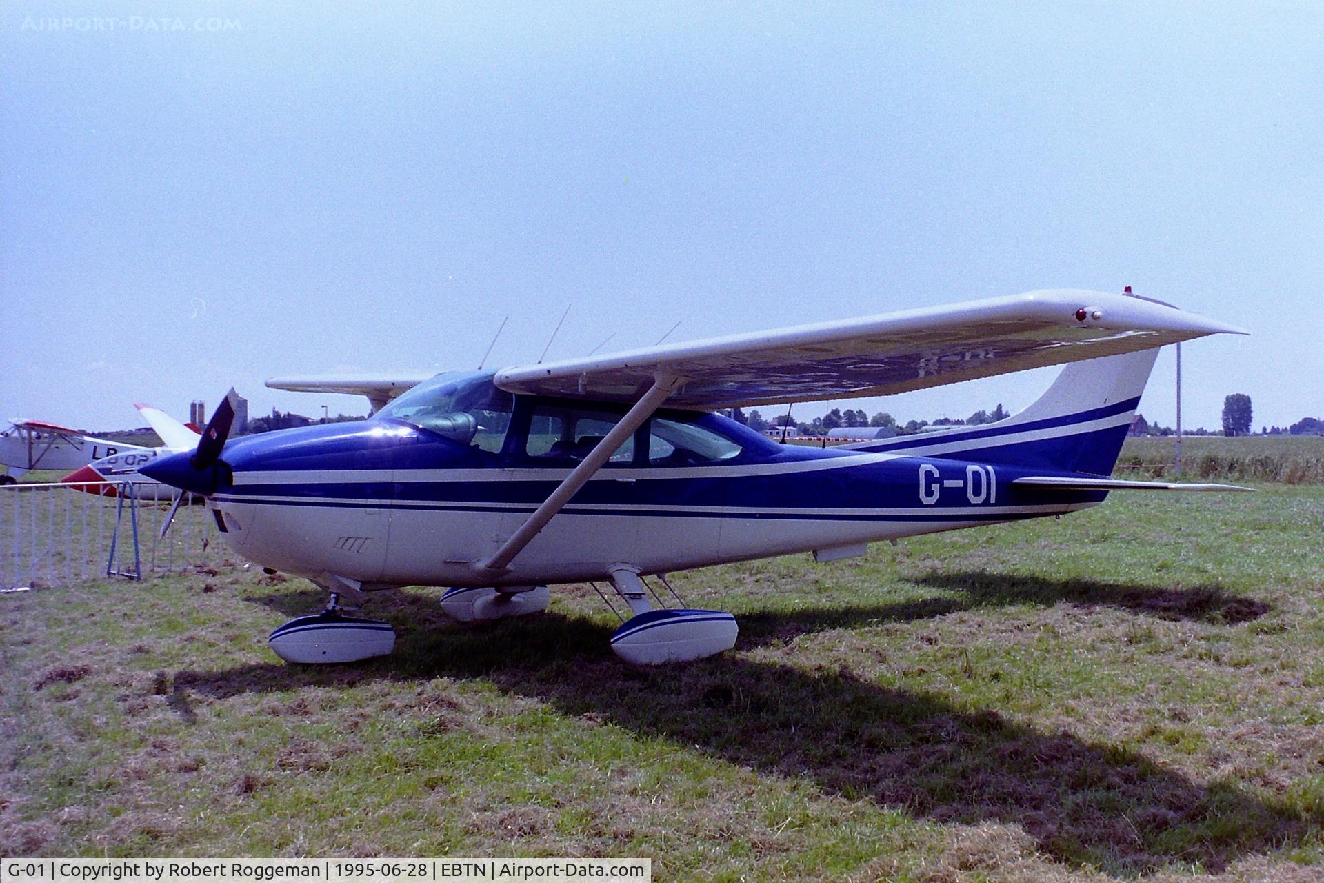 G-01, Cessna 182Q Skylane C/N 18267696, RIJKSWACHT-GENDARMERIE.