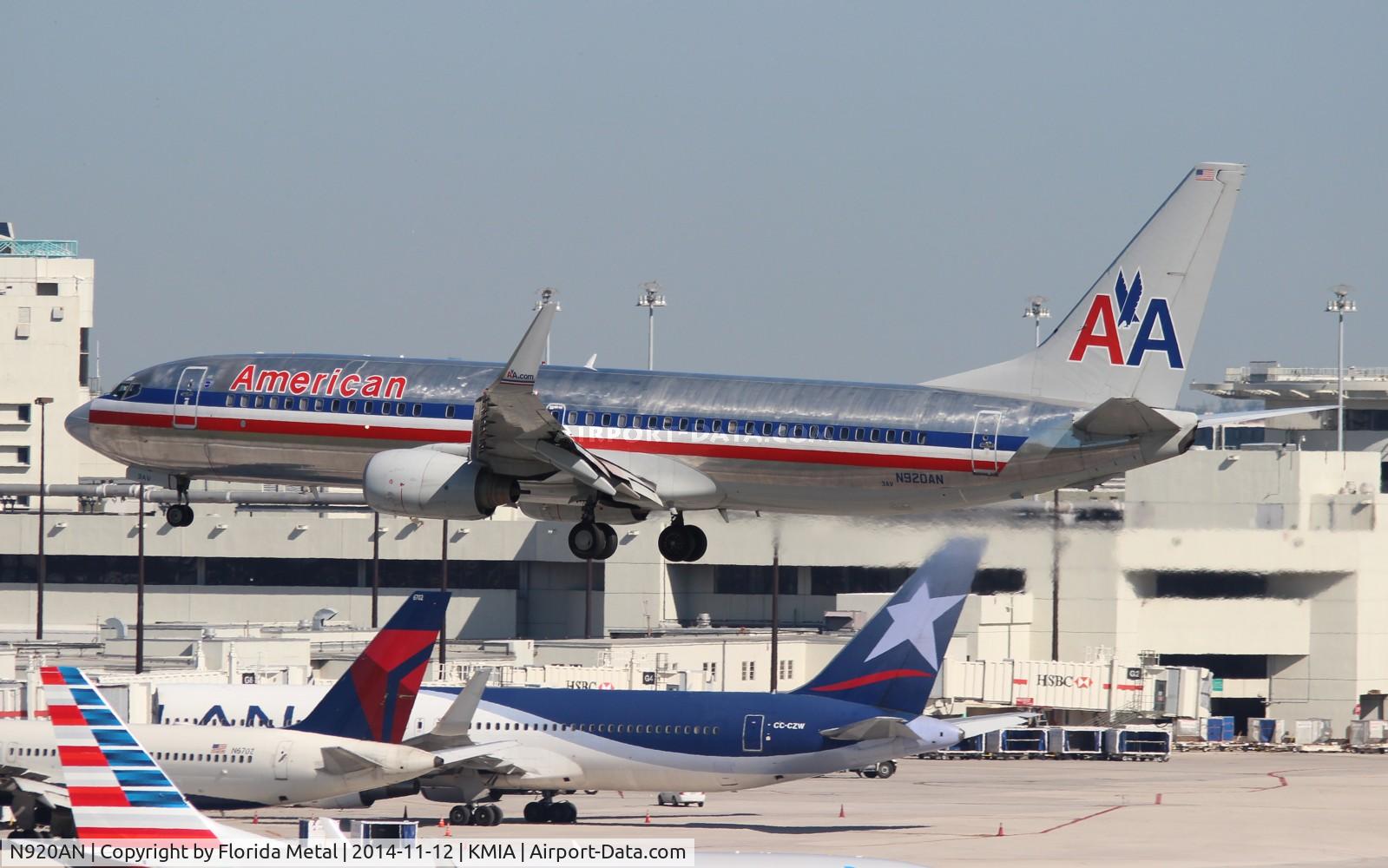 N920AN, 1999 Boeing 737-823 C/N 29521, MIA spotting 2014