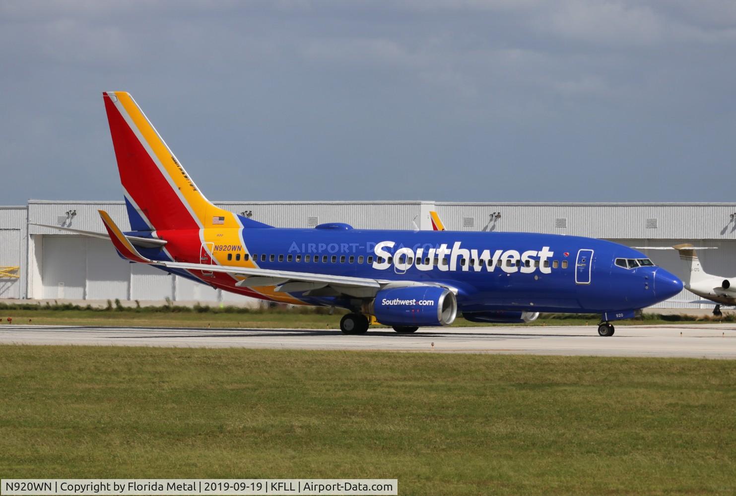 N920WN, 2008 Boeing 737-7H4 C/N 32460, FLL spotting 2019