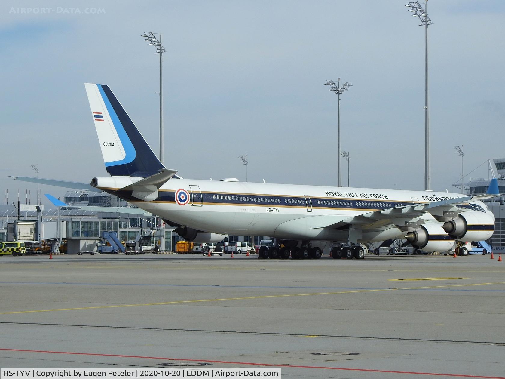 HS-TYV, 2005 Airbus A340-541 C/N 698, Waiting for departure