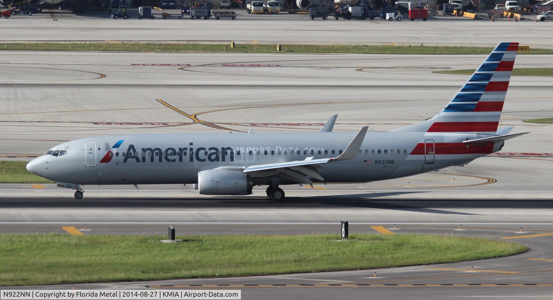 N922NN, 2013 Boeing 737-823 C/N 29574, MIA spotting 2014