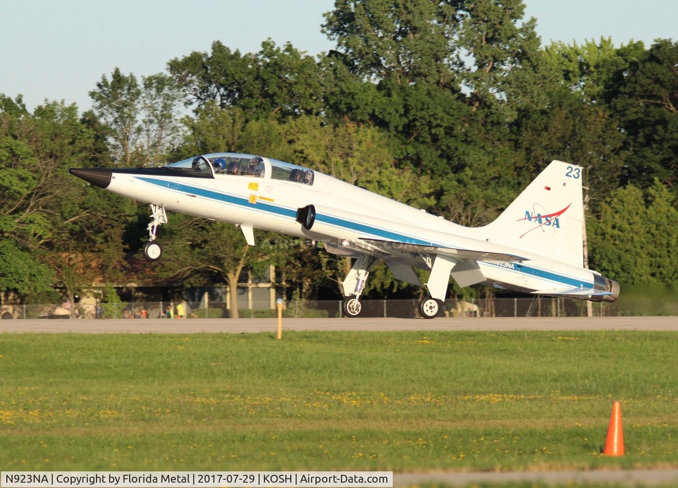 N923NA, 1966 Northrop T-38A Talon C/N 66-8355, EAA OSH 2017