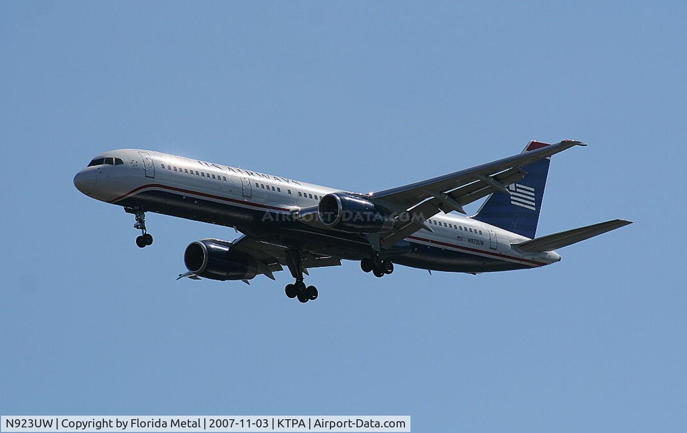 N923UW, 1983 Boeing 757-225 C/N 22203, TPA spotting 2007