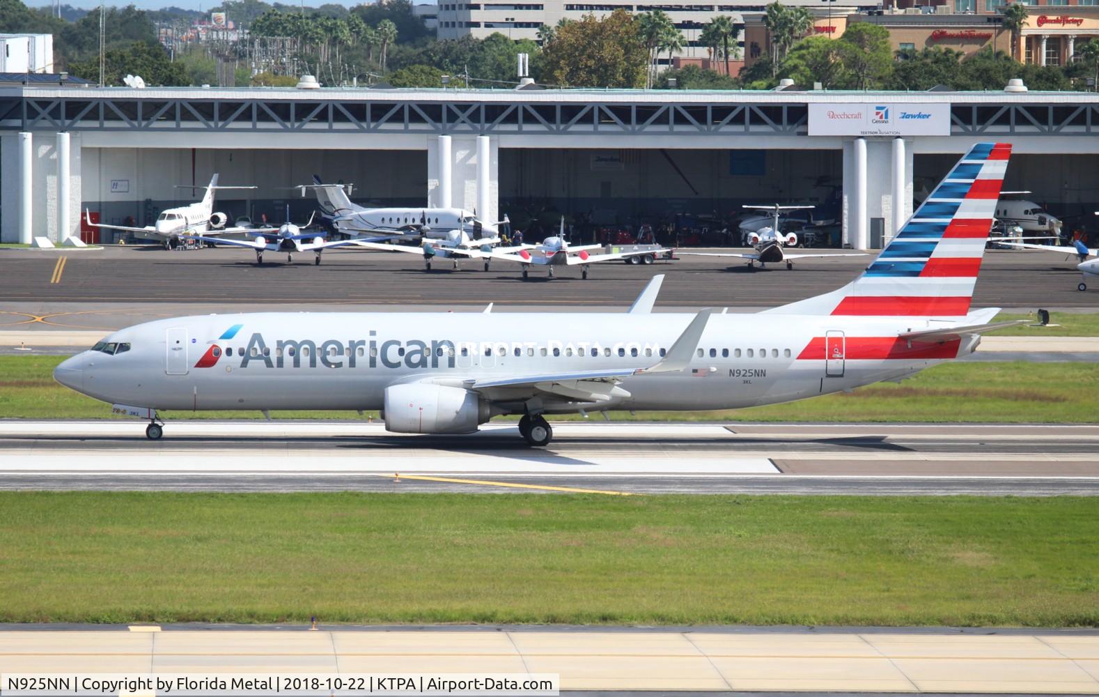 N925NN, 2013 Boeing 737-823 C/N 31169, TPA spotting 2018