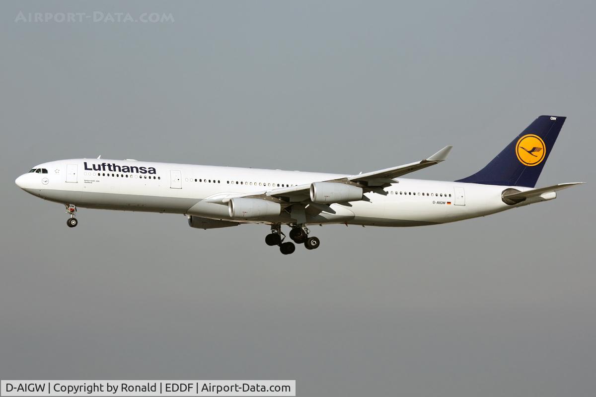 D-AIGW, 2000 Airbus A340-313X C/N 327, at fra