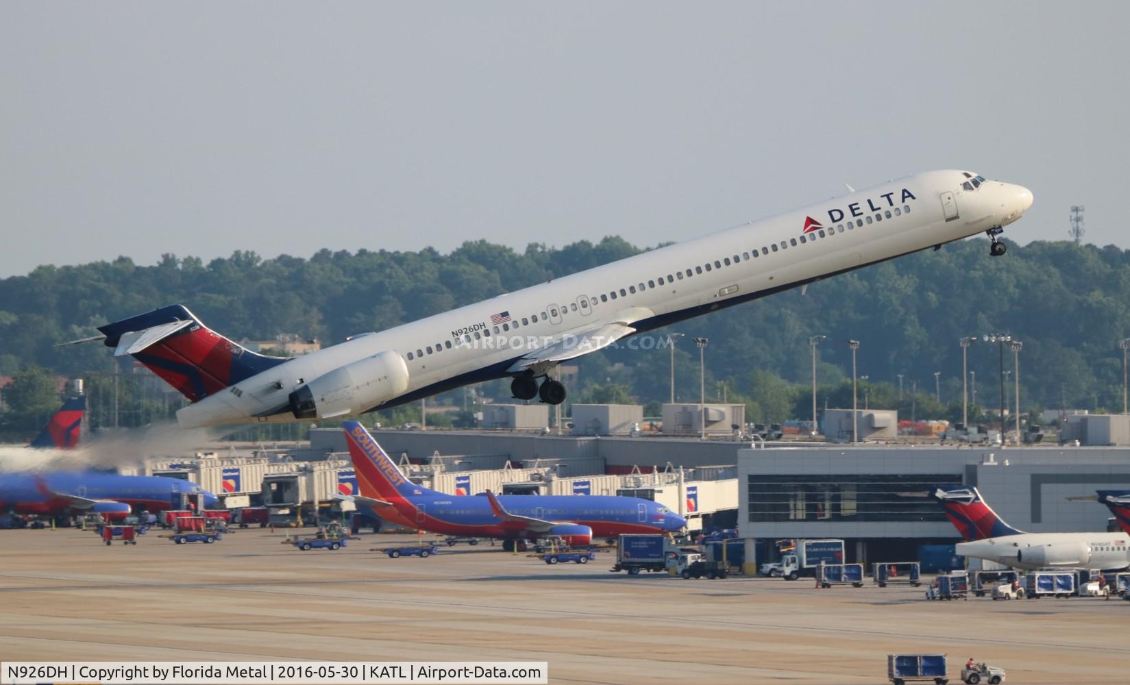 N926DH, 1998 McDonnell Douglas MD-90-30 C/N 53588, ATL spotting 2016