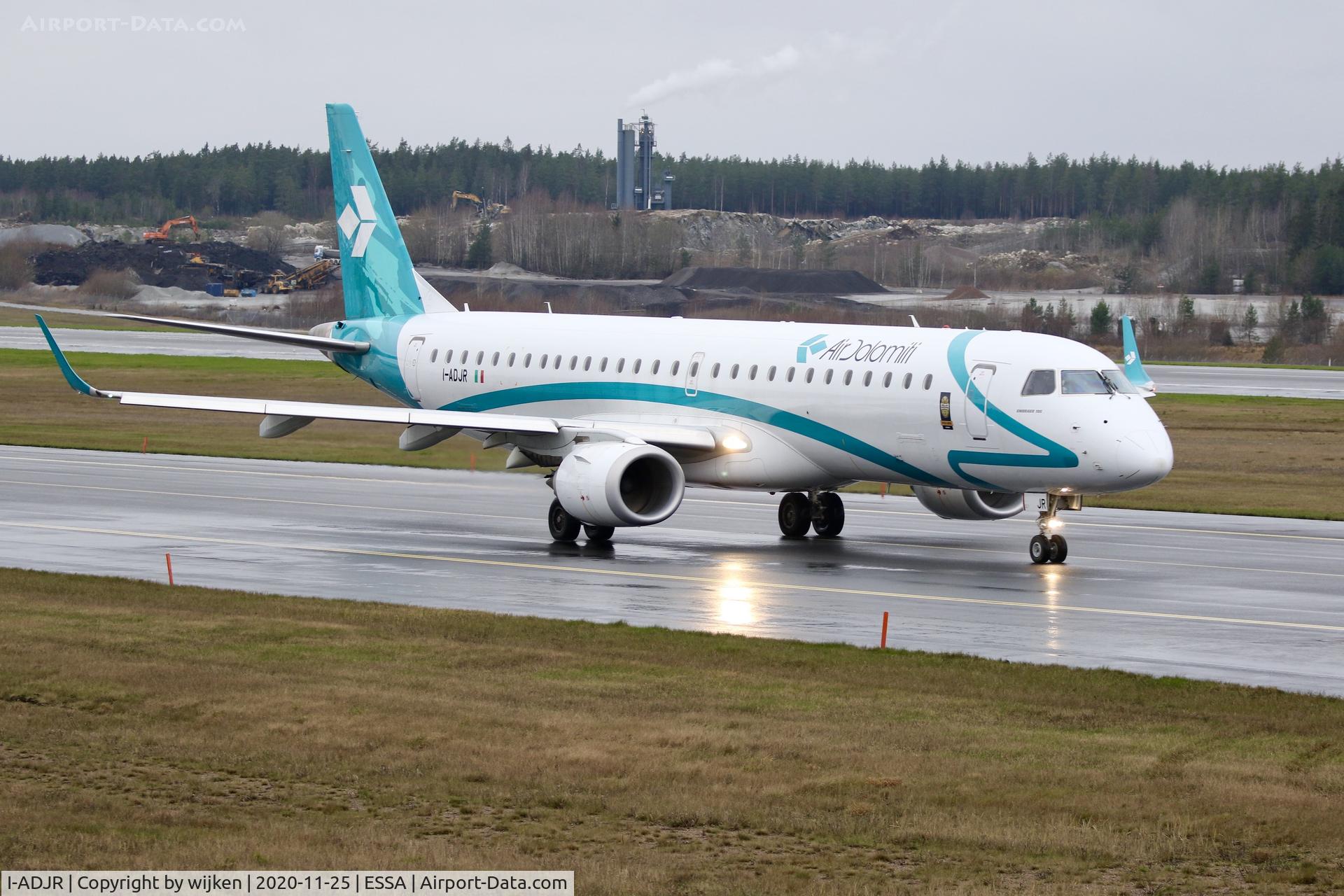 I-ADJR, 2012 Embraer 195LR (ERJ-190-200LR) C/N 19000595, Taxiway X