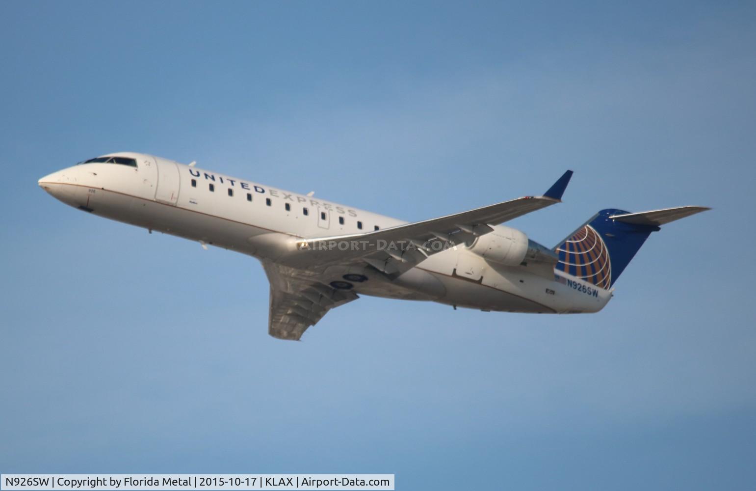 N926SW, 2002 Bombardier CRJ-200LR (CL-600-2B19) C/N 7687, LAX spotting 2015
