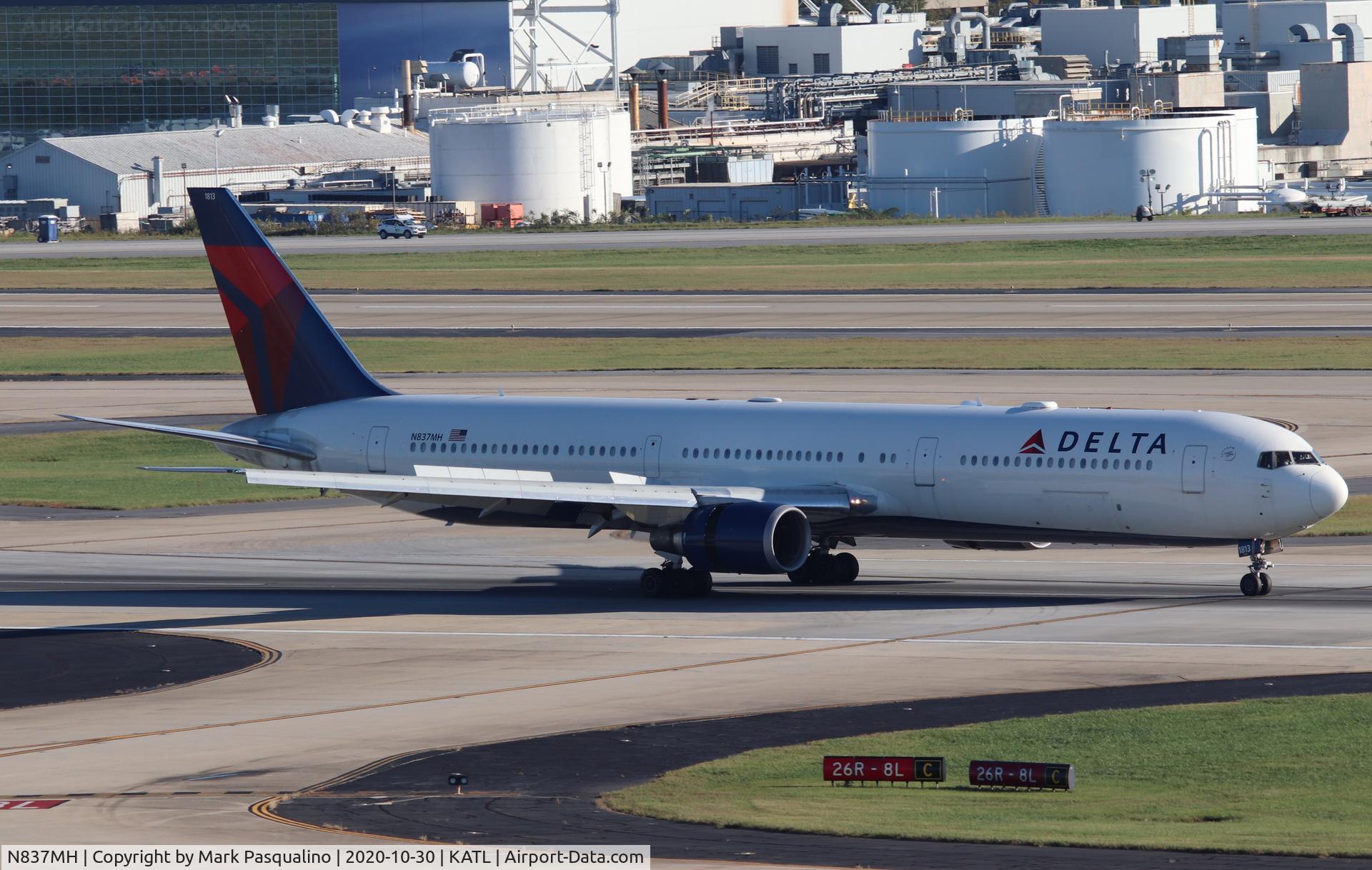 N837MH, 2000 Boeing 767-432/ER C/N 29710, Boeing 767-432/ER