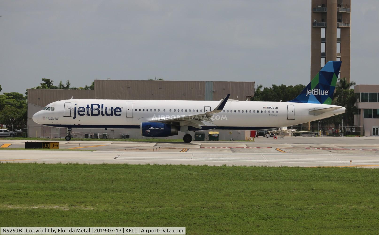 N929JB, 2014 Airbus A321-231 C/N 6031, FLL spotting 2019