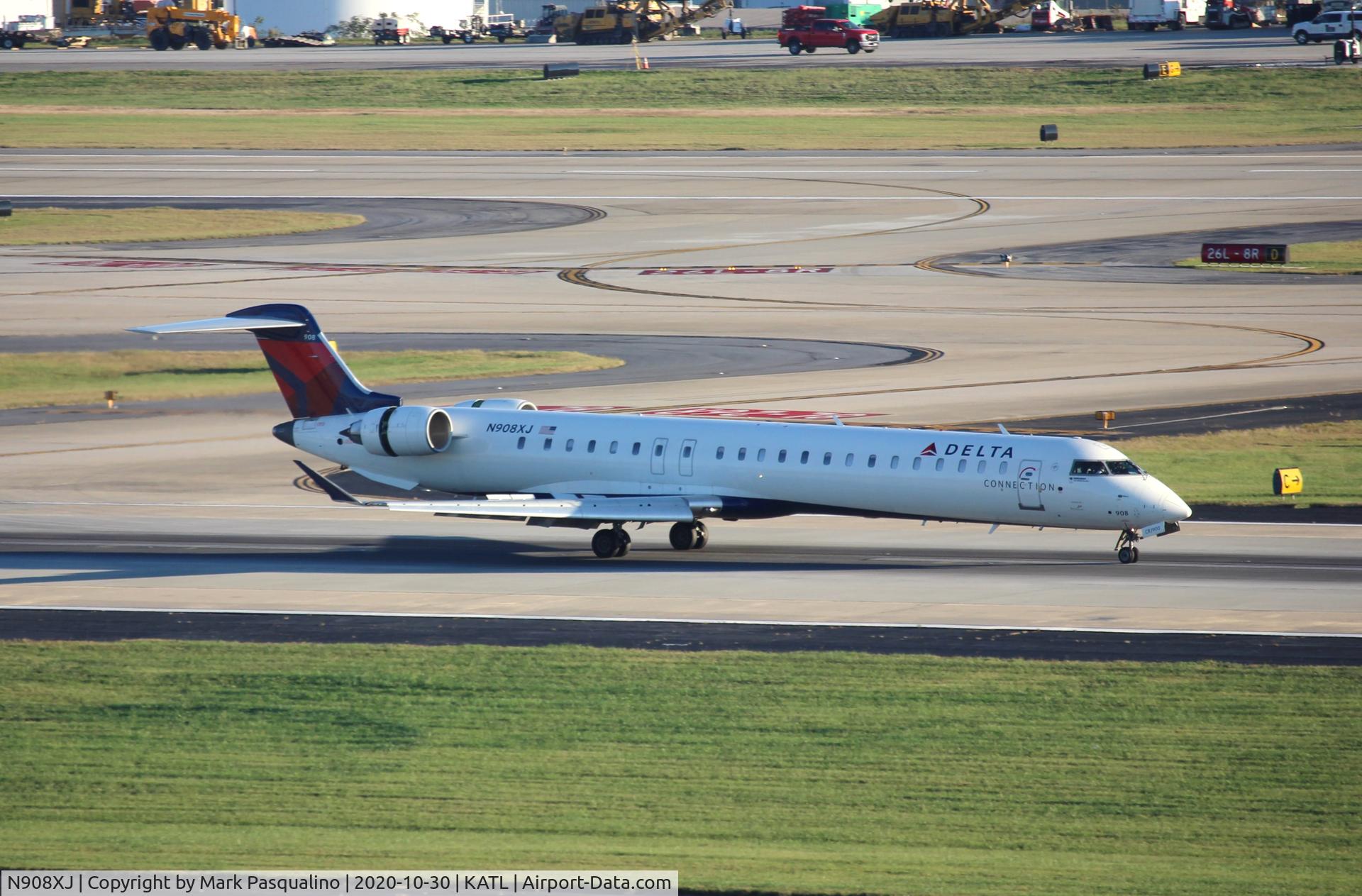 N908XJ, 2007 Bombardier CRJ-900ER (CL-600-2D24) C/N 15140, CL-600-2D24