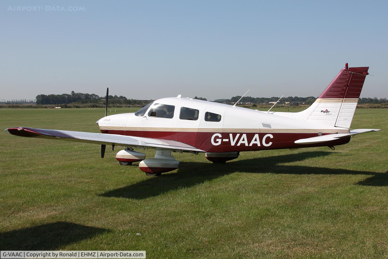 G-VAAC, 2000 Piper PA-28-181 Cherokee Archer III C/N 2843398, at ehmz