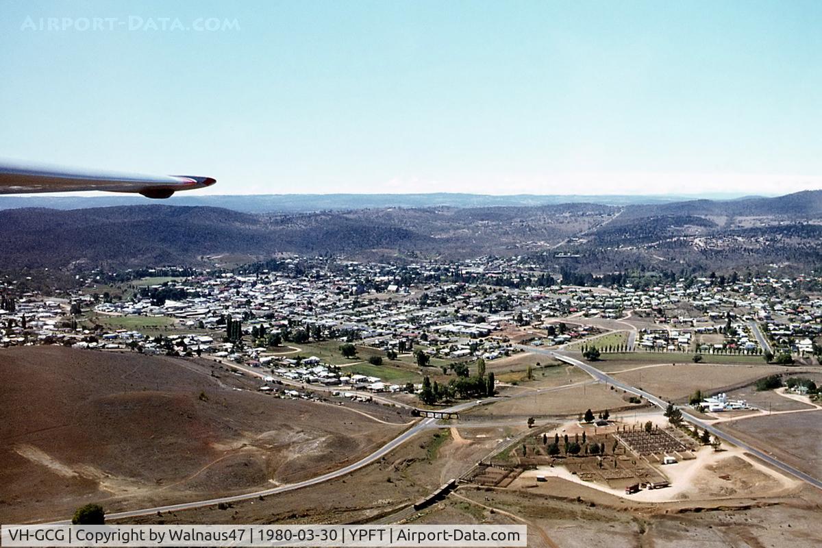 VH-GCG, 1973 Let L-13 Blanik C/N 025424, Wing View from Canberra Gliding Club Let L-13 Blanik VH-GCG Cn 025424 over Cooma NSW on 30Mar1980. The Blanik ‘photo platform’ had been towed aloft by Canberra Gliding Club Piper PA-25-235 Pawnee B VH-MLS Cn 25-3809 (launched from Polo Flat YPFT)