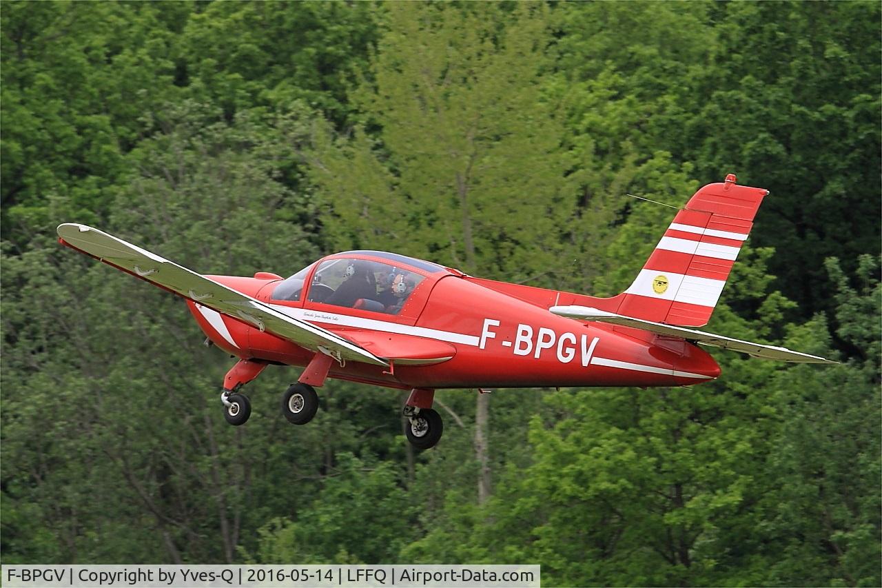F-BPGV, 1968 Socata MS-893A Rallye Commodore 180 C/N 10796, Socata MS-893A Rallye Commodore 180, Take off rwy 28, La Ferté-Alais airfield (LFFQ) Airshow 2016