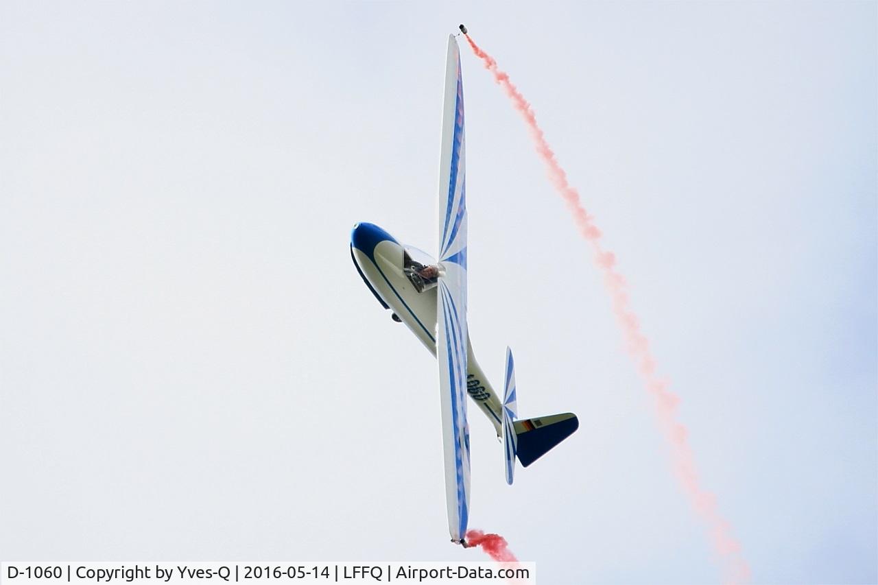 D-1060, 1984 Vogt Lo-100 Zwergreiher C/N AB-34, Vogt Lo-100 Zwergreiher, On display, La Ferté-Alais airfield (LFFQ) Air show 2016