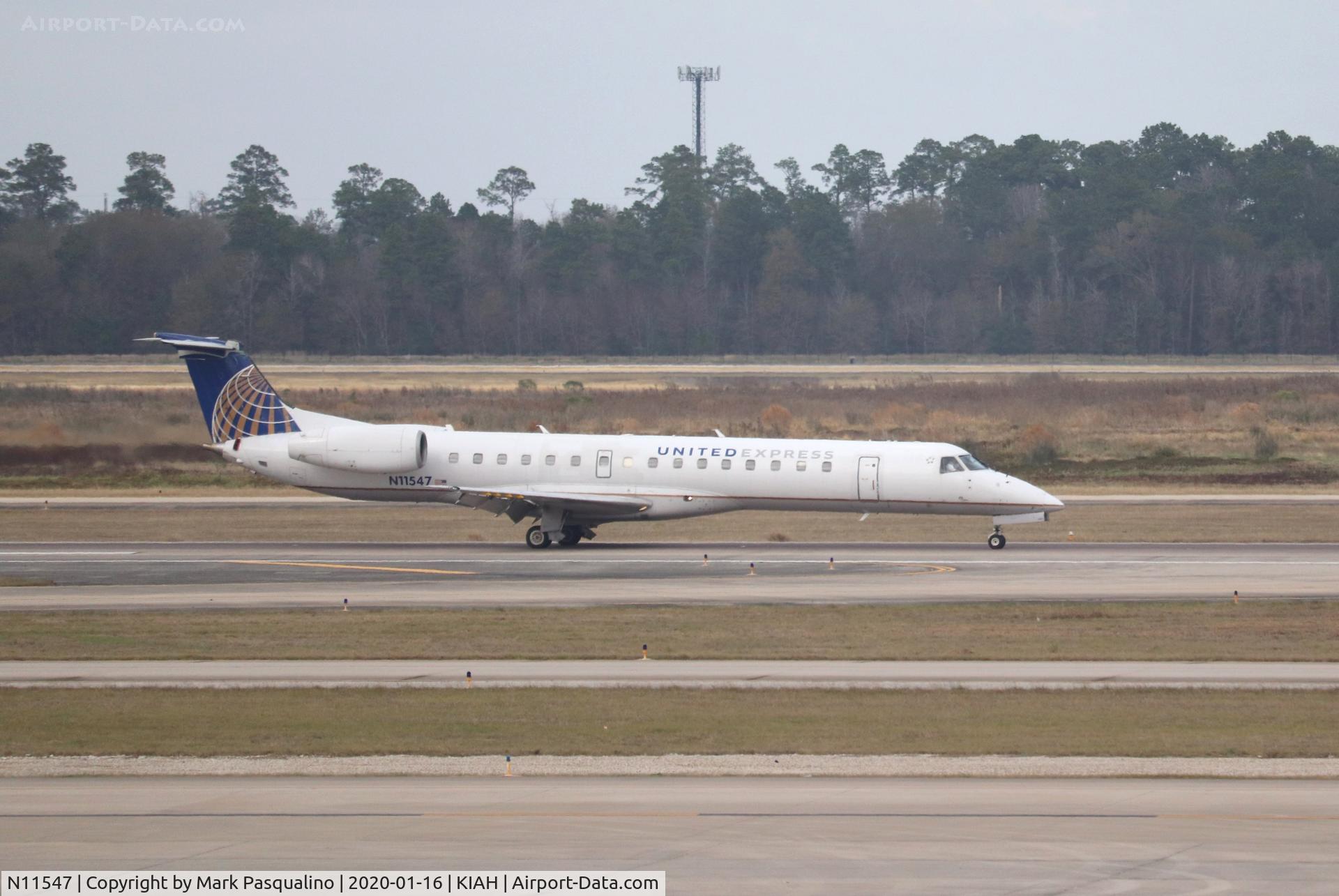 N11547, 2002 Embraer ERJ-145LR (EMB-145LR) C/N 145563, EMB-145LR