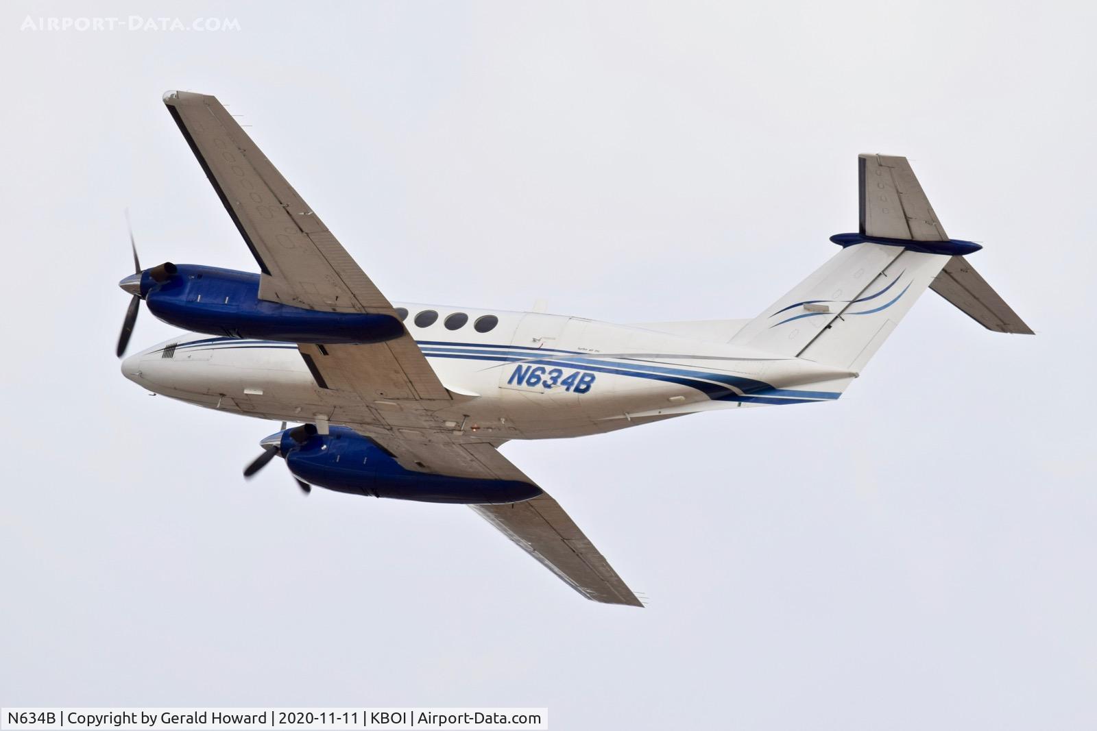 N634B, 1974 Beech A200 C/N BC-19, Departing BOI.