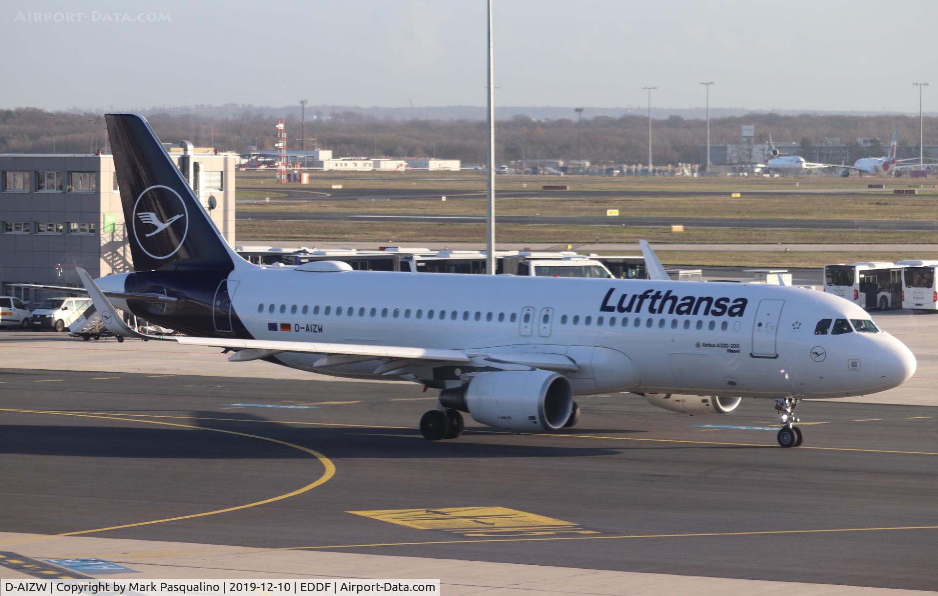 D-AIZW, 2013 Airbus A320-214 C/N 5694, Airbus A320-214