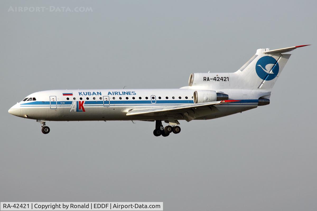 RA-42421, Yakovlev Yak-42D C/N 4520422303017, at fra