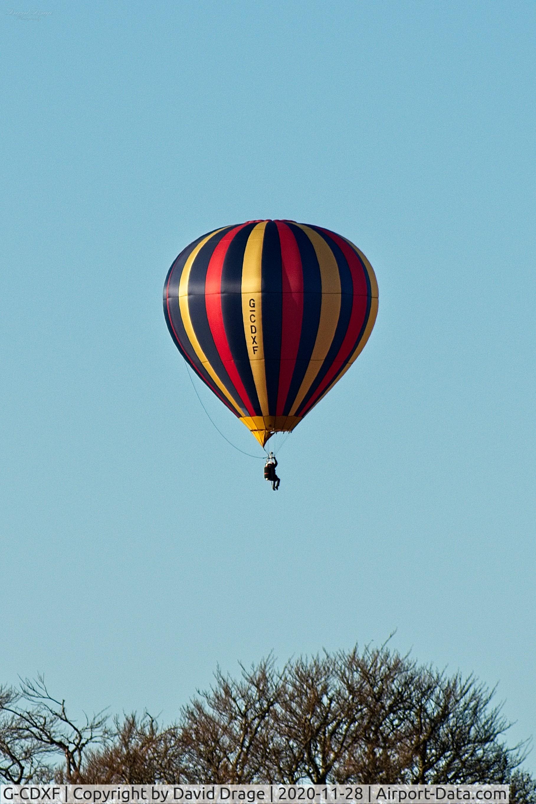 G-CDXF, 2006 Lindstrand Hot Air Balloons Ltd LBL 31A C/N 1076, Seen over Alford, Aberdeenshire. 28-11-2020