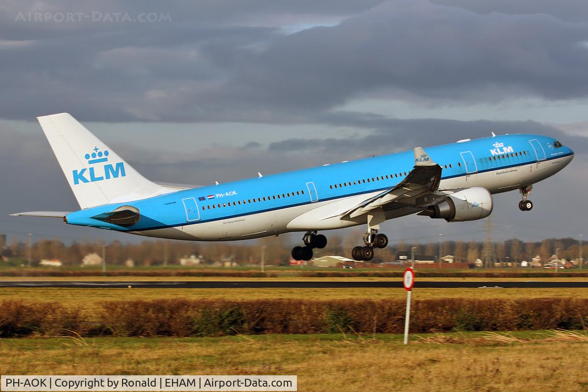 PH-AOK, 2007 Airbus A330-203 C/N 834, at spl
