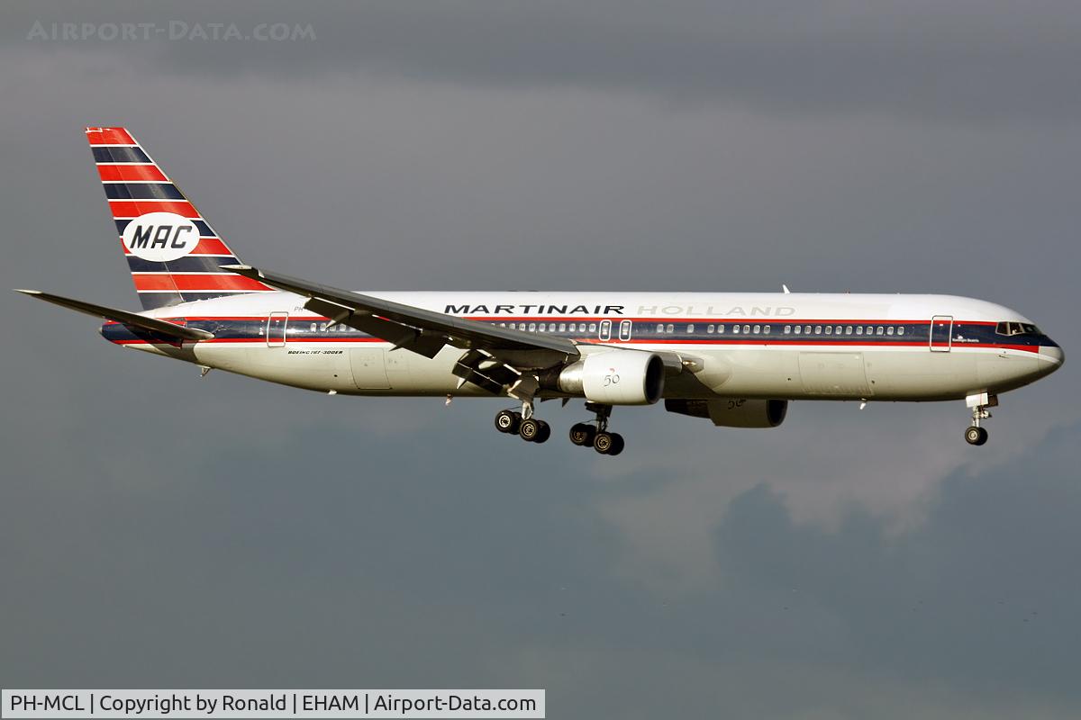 PH-MCL, 1992 Boeing 767-31A/ER C/N 26469, at spl