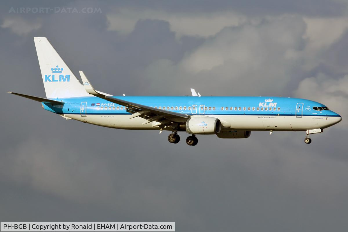 PH-BGB, 2008 Boeing 737-8K2 C/N 37594, at spl