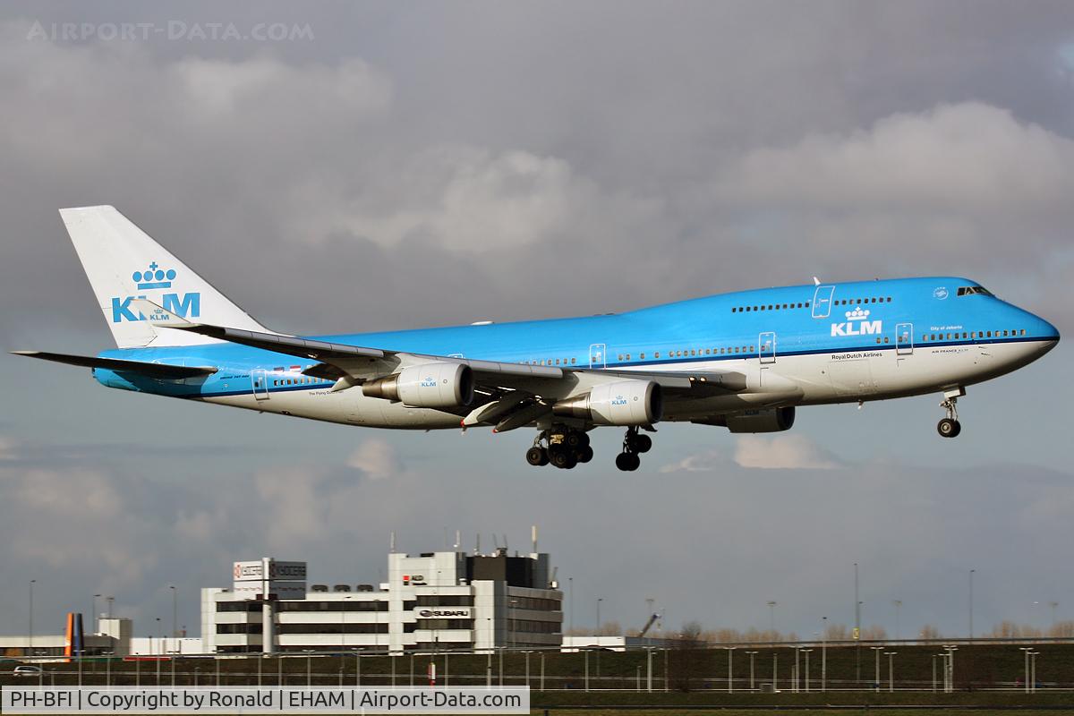 PH-BFI, 1991 Boeing 747-406BC C/N 25086, at spl