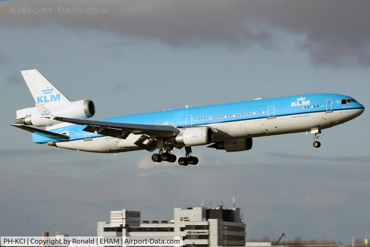 PH-KCI, 1995 McDonnell Douglas MD-11 C/N 48563, at spl