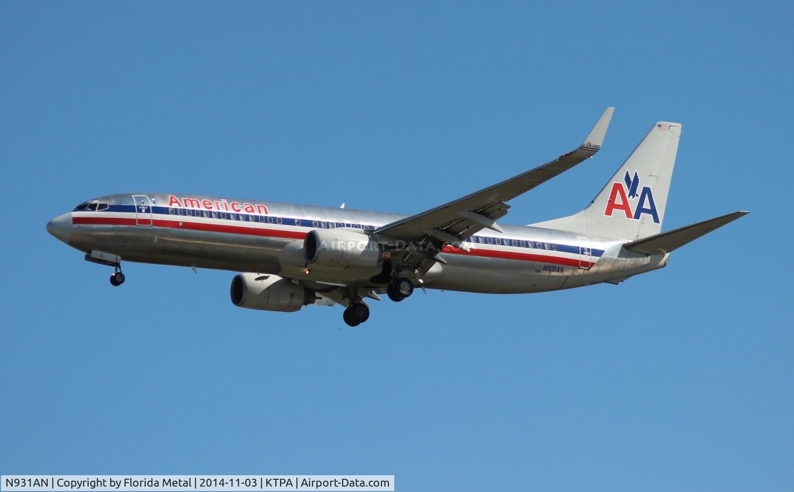 N931AN, 2000 Boeing 737-823 C/N 30079, TPA spotting 2014