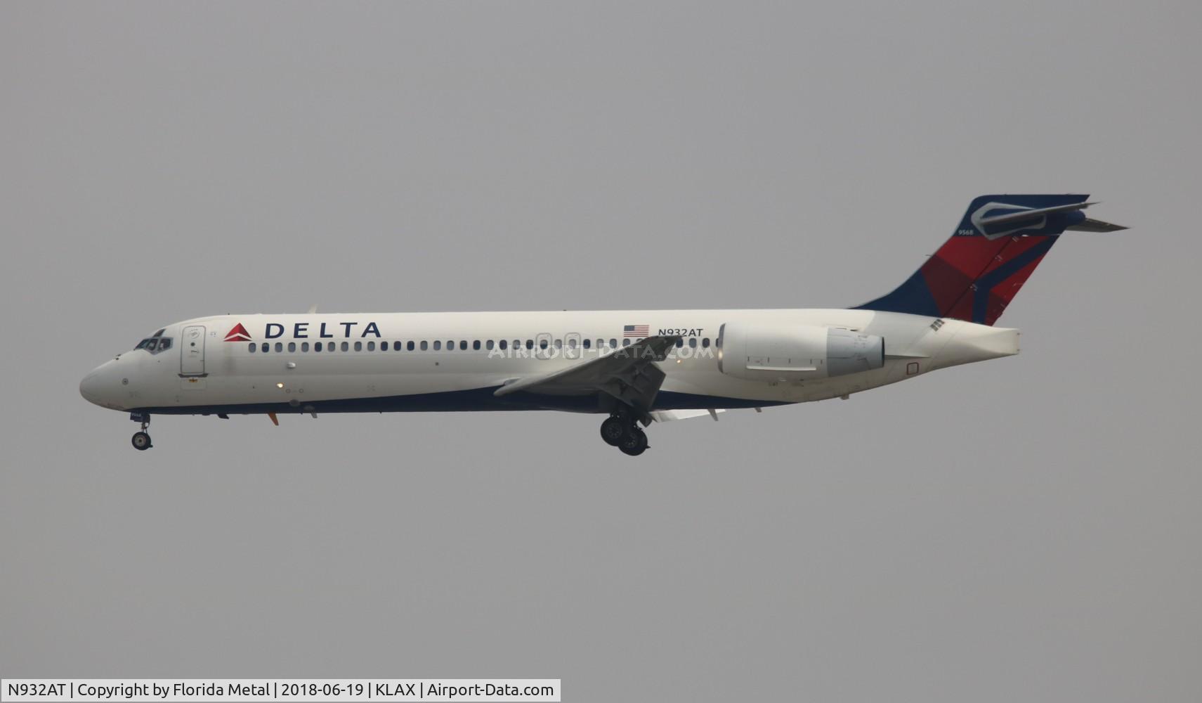 N932AT, 2000 Boeing 717-200 C/N 55073, LAX spotting 2018